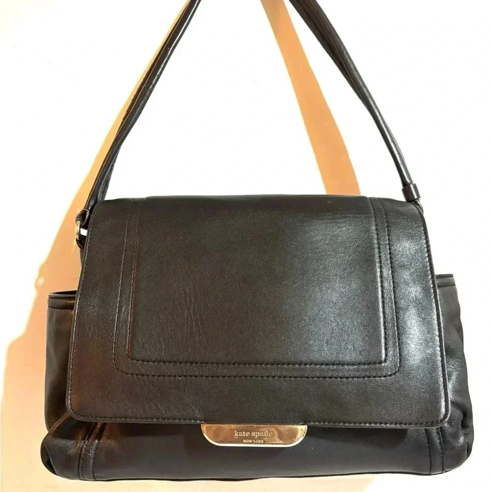 Kate spade black leather shoulder handbag